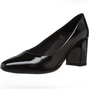 The Flexx Patent Leather Pumps